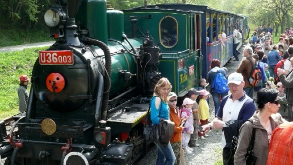 Zlodeji poškodili lokomotívu, na ktorej sa radi hrávajú deti